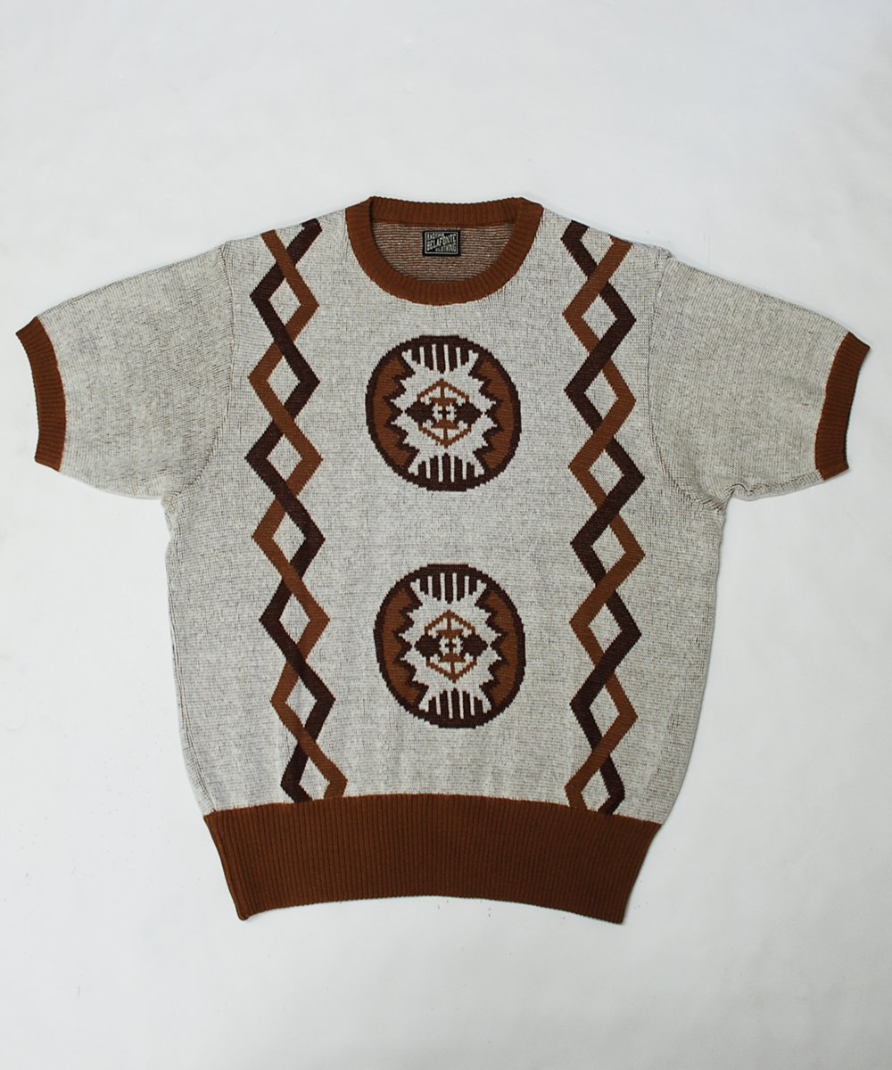 <img class='new_mark_img1' src='https://img.shop-pro.jp/img/new/icons14.gif' style='border:none;display:inline;margin:0px;padding:0px;width:auto;' />RAGTIME FISH BONE NATIVE COTTON SWEATER