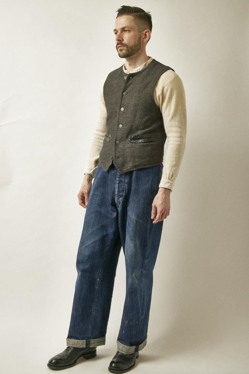 RAGTIME CIVILIAN DECK VEST HEATHER BLACK AND GRAY COTTON