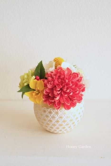 ダリアのアレンジメント濃いめ<img class='new_mark_img2' src='https://img.shop-pro.jp/img/new/icons61.gif' style='border:none;display:inline;margin:0px;padding:0px;width:auto;' />