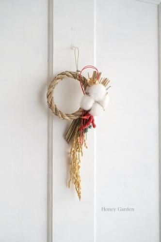 綿の実のおかざりミニ<img class='new_mark_img2' src='https://img.shop-pro.jp/img/new/icons61.gif' style='border:none;display:inline;margin:0px;padding:0px;width:auto;' />