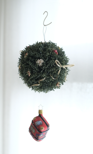 クリスマスグリーンボール特注３個
