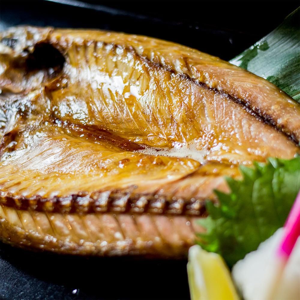 国産 真サバ塩干し 脂のり抜群 五島列島極上一夜干し 愛情食彩 国産 真サバ塩干し 脂のり抜群 五島列島極上一夜干し 愛情食彩
