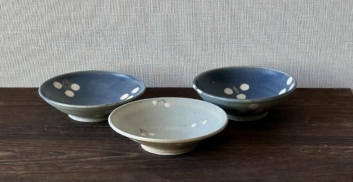 原田晴子｜平鉢｜中｜チェリーと木の実｜作家のうつわ通販