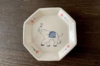 日野沙織｜益子｜陶芸作家｜絵付け｜呉須｜エッチング｜カワイイうつわ
