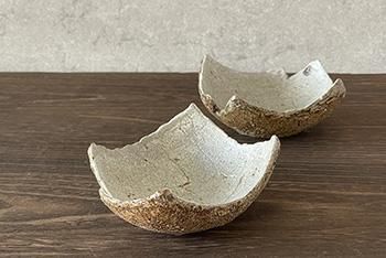 ミヤチヤスヨ|角皿|森|粉引|作家のうつわ通販|うつわ ミヤチヤスヨ|角皿|森|粉引|作家のうつわ通販|うつわ