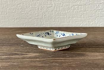 石井桃子｜花唐草｜ひし形小皿｜作家のうつわ通販｜うつわギャラリー陶和