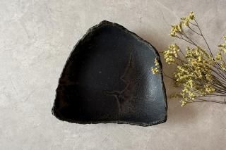 ミヤチヤスヨ｜枝葉皿｜マラカスぼうや｜作家のうつわ通販｜うつわ