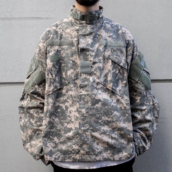 DEAD STOCK US Military Digital Camo S.O.F BDU Short Length Jacket / Made in USA
