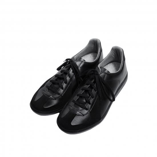 German Trainer Type / Made in Czech Republic / TEENAGER German Trainer Type / Made in Czech Republic / TEENAGER