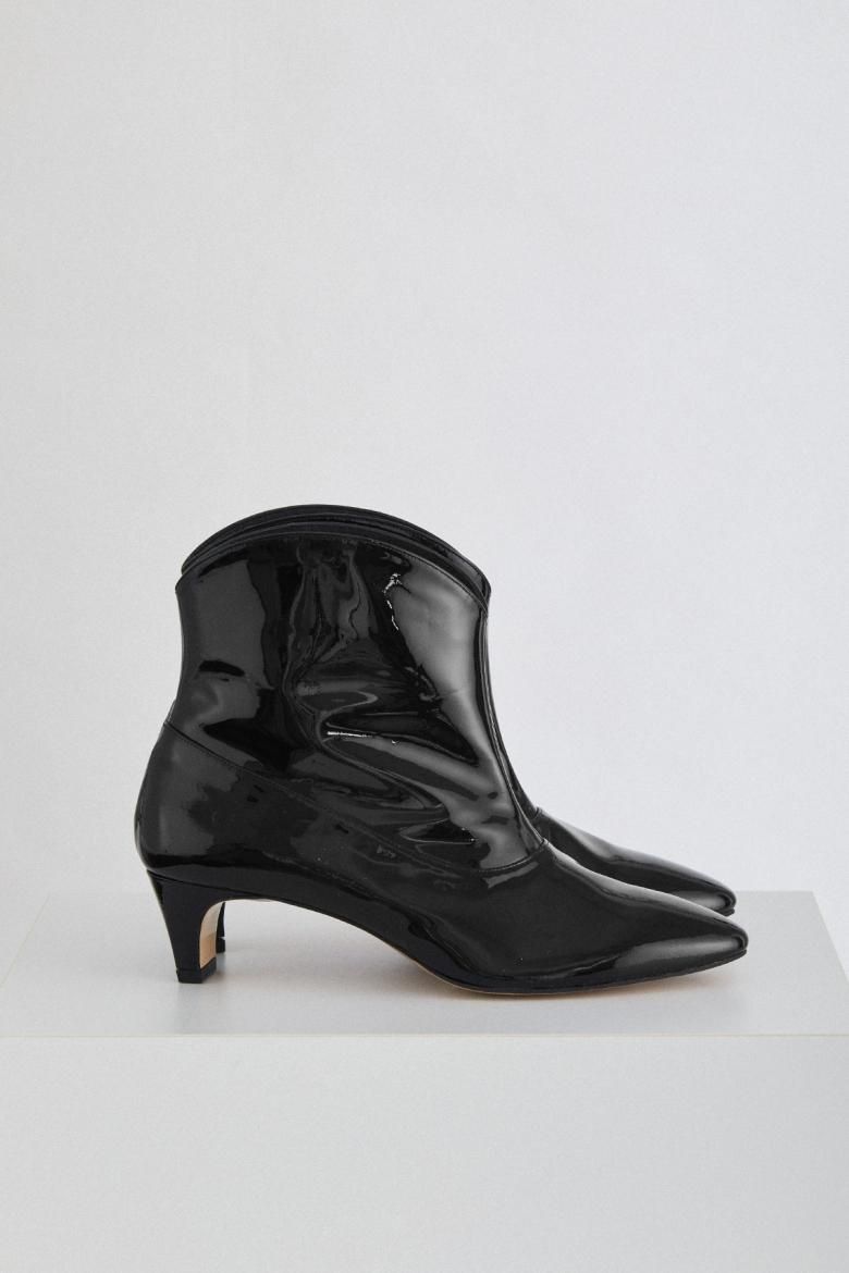 BAMBI 40(BLACK PATENT)
