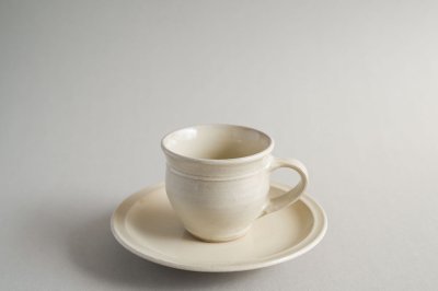 出西窯 -コーヒー碗・皿〈白〉