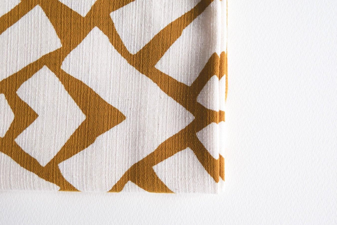 小田中耕一 - 型染風呂敷〈ふくろう〉 - THE STABLES online shop