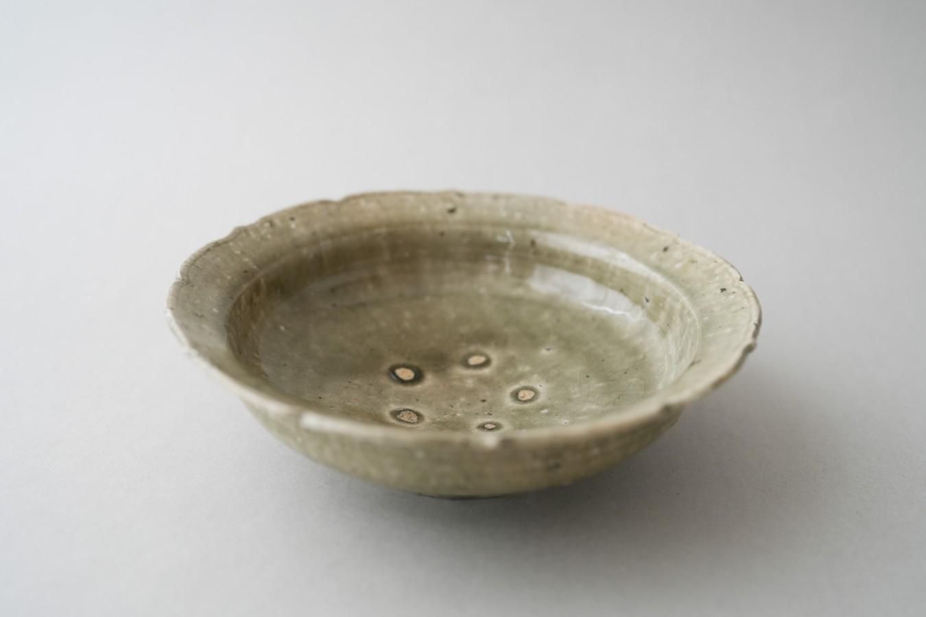 額賀円也 - 稜花7寸鉢〈灰釉A〉 - THE STABLES online shop