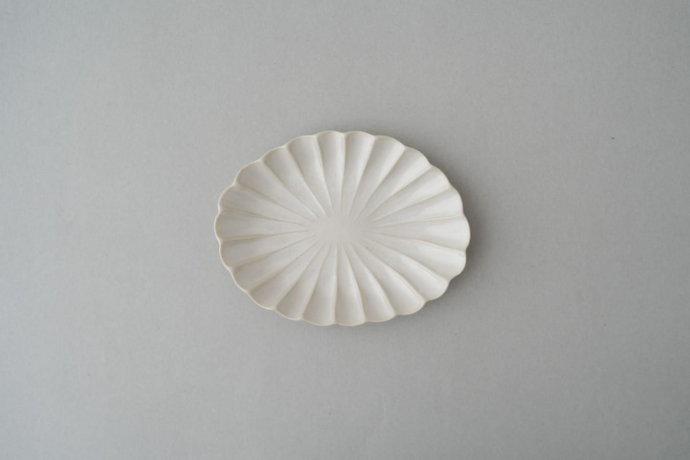 角田淳 - 輪花楕円皿〈小〉 - THE STABLES online shop | ステーブルズ