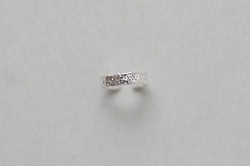 yra - silver ear cuff tisser