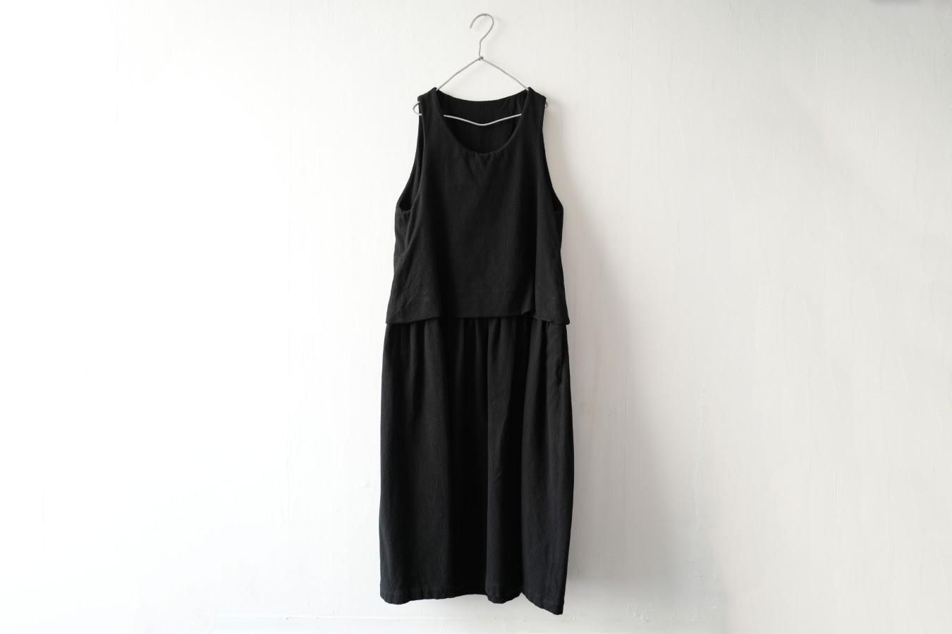 ゴーシュ - コットンドビーノースリーブワンピース〈ブラック〉 - THE