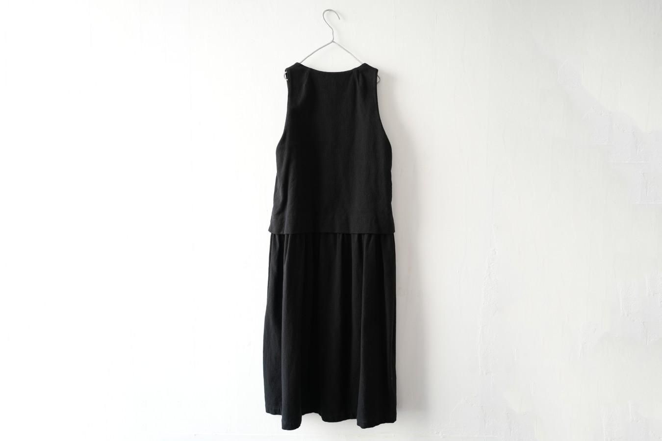 ゴーシュ - コットンドビーノースリーブワンピース〈ブラック〉 - THE