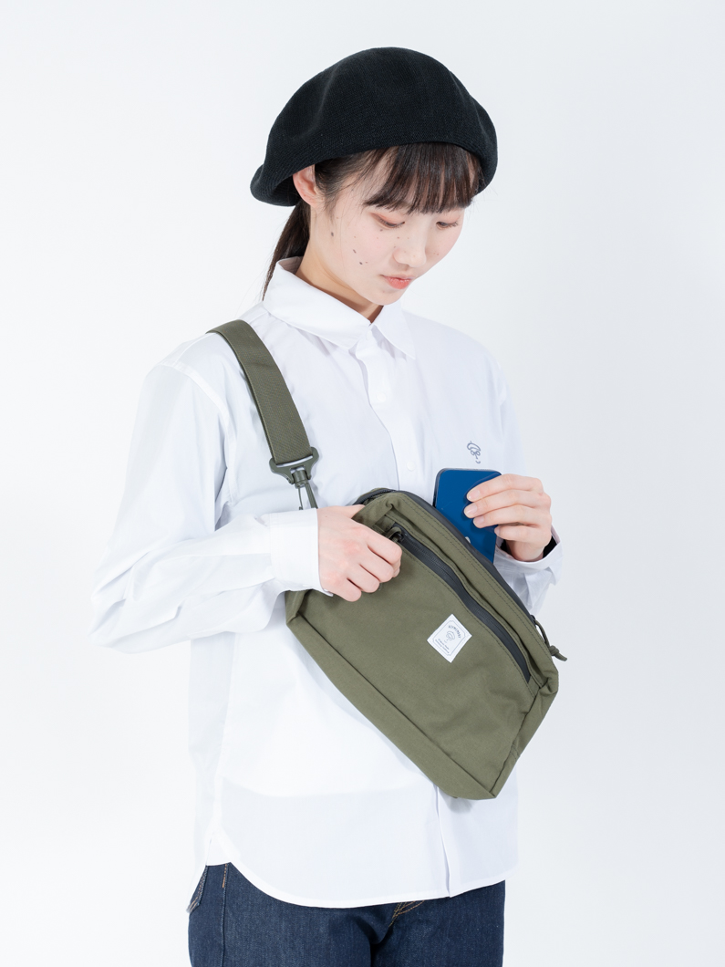 サコッシュ オリーブカラー|収納力抜群&大容量|鎌倉ブランド サコッシュ オリーブカラー|収納力抜群&大容量|鎌倉ブランド