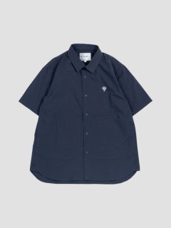 <img class='new_mark_img1' src='https://img.shop-pro.jp/img/new/icons1.gif' style='border:none;display:inline;margin:0px;padding:0px;width:auto;' />Snap button short shirts NAVY