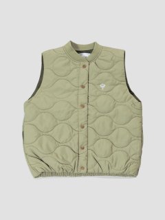 <img class='new_mark_img1' src='https://img.shop-pro.jp/img/new/icons1.gif' style='border:none;display:inline;margin:0px;padding:0px;width:auto;' />Quilted vest OLIVE
