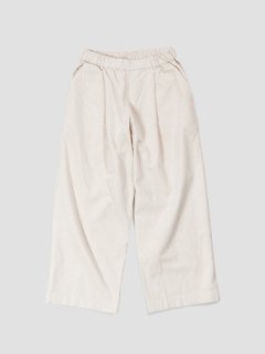 <img class='new_mark_img1' src='https://img.shop-pro.jp/img/new/icons1.gif' style='border:none;display:inline;margin:0px;padding:0px;width:auto;' />Corduroy tuck pants IVORY