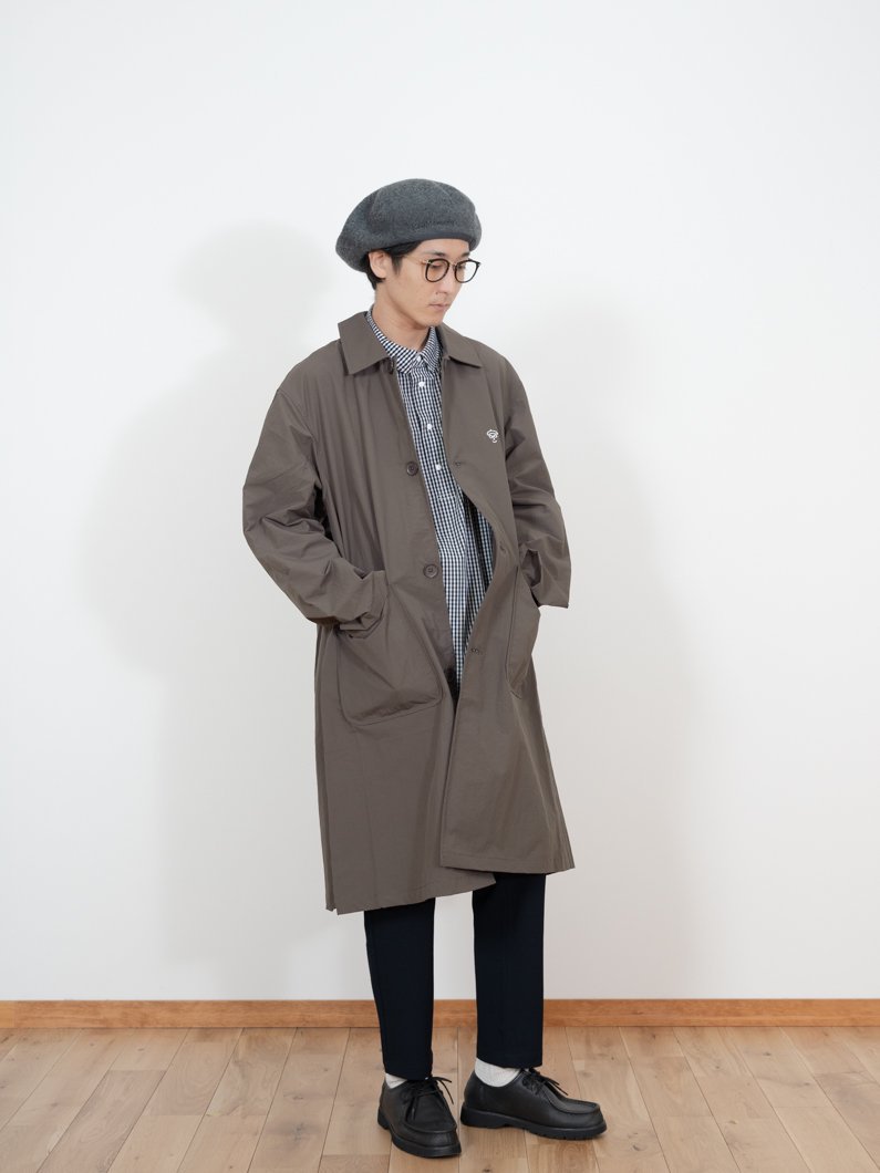 Nylon soutien collar coat KHAKI | 鎌倉生まれのキーメモリーが提案 