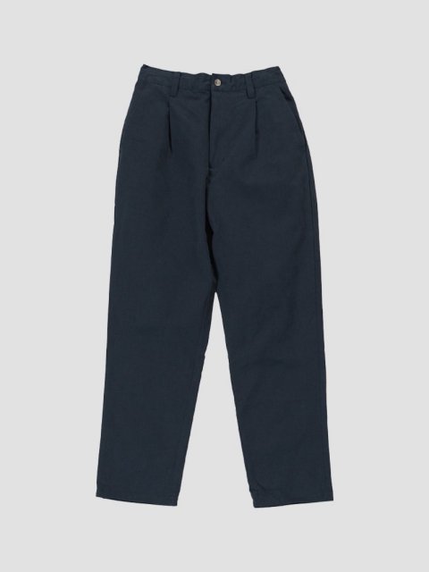 <img class='new_mark_img1' src='https://img.shop-pro.jp/img/new/icons1.gif' style='border:none;display:inline;margin:0px;padding:0px;width:auto;' />Tuck chino pants NAVY