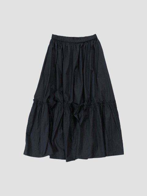 <img class='new_mark_img1' src='https://img.shop-pro.jp/img/new/icons13.gif' style='border:none;display:inline;margin:0px;padding:0px;width:auto;' />Tiered skirt BLACK