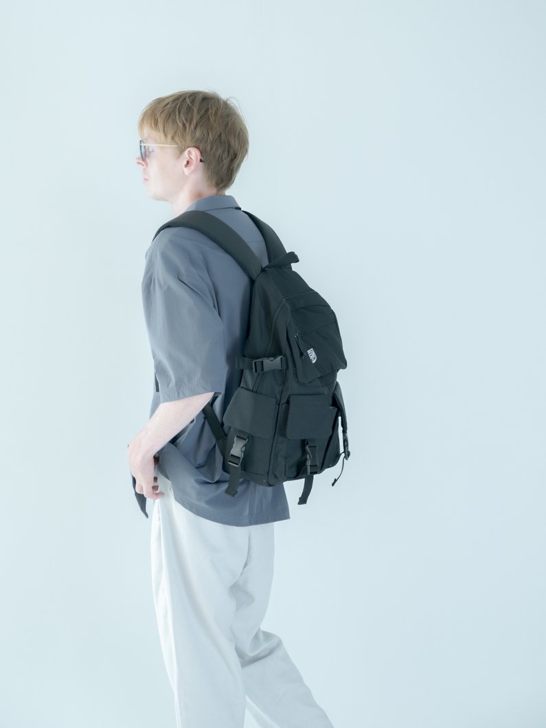 Waterrepellent big backpack BLACK | 大人気の撥水加工付きリュックサック - KEY MEMORY Online  Shop｜鎌倉ファッションブランド【公式通販】