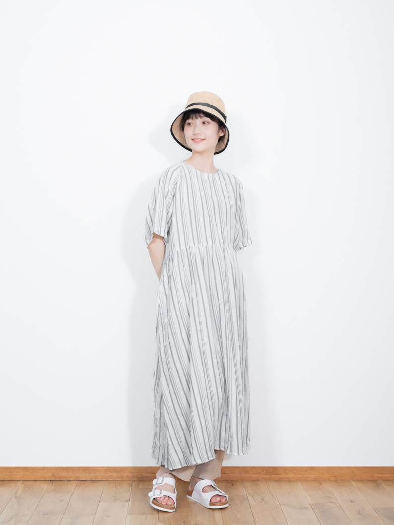Cotton Double Gauze Tuck Dress新品タグ付き Cotton Double Gauze Tuck Dress新品タグ付き（Cotton – Tagged