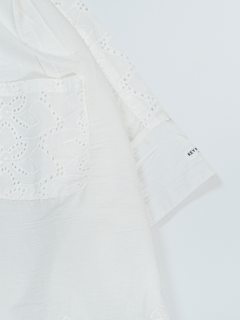 マメ2点 Cambric lace blouse | KEYMEMORY - KEY MEMORY Online Shop