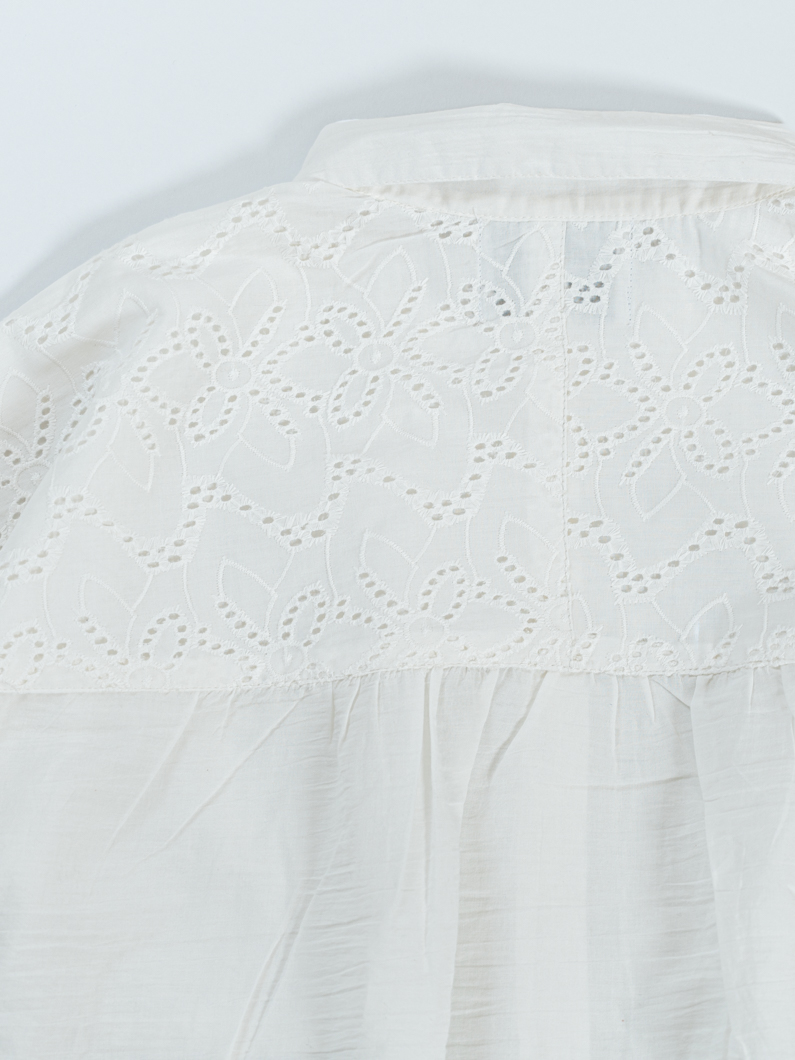 Cambric lace blouse | KEYMEMORY - KEY MEMORY Online Shop