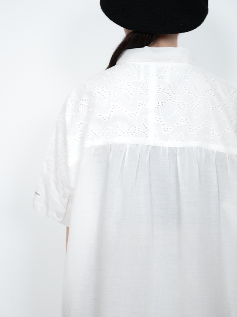 Cambric lace blouse | KEYMEMORY - KEY MEMORY Online Shop