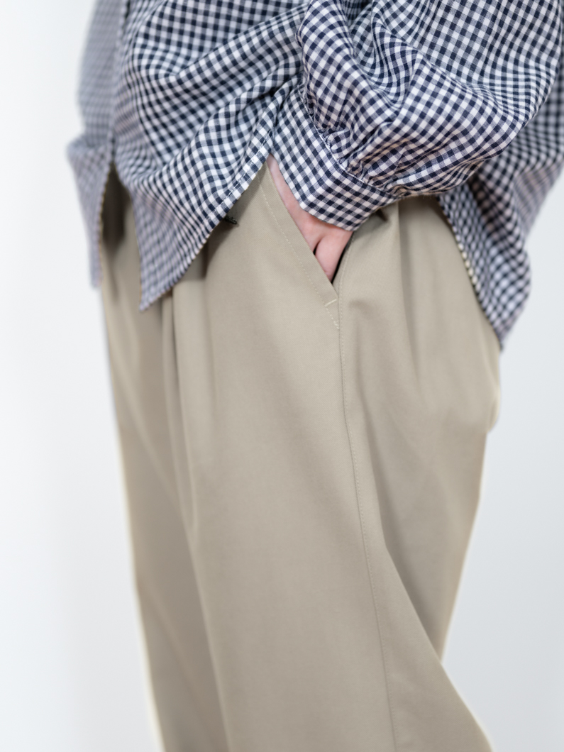 Tuck belt pants MOCA | 定番シルエット - KEY MEMORY Online Shop