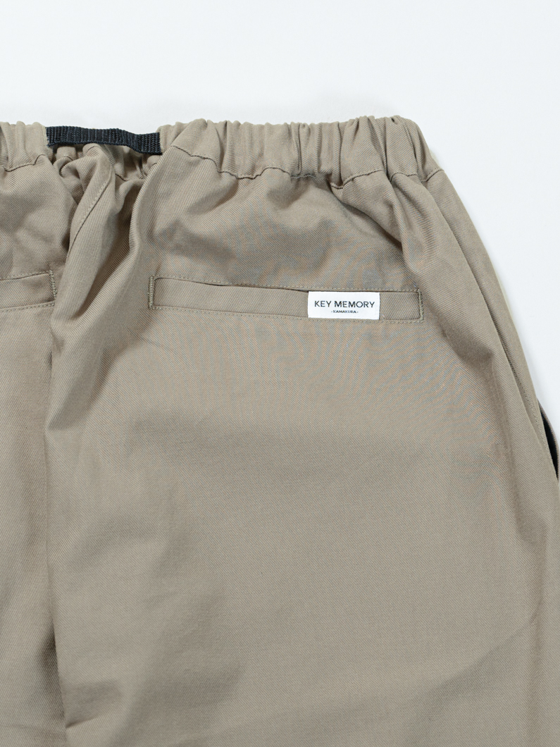 Tuck belt pants MOCA | 定番シルエット - KEY MEMORY Online Shop