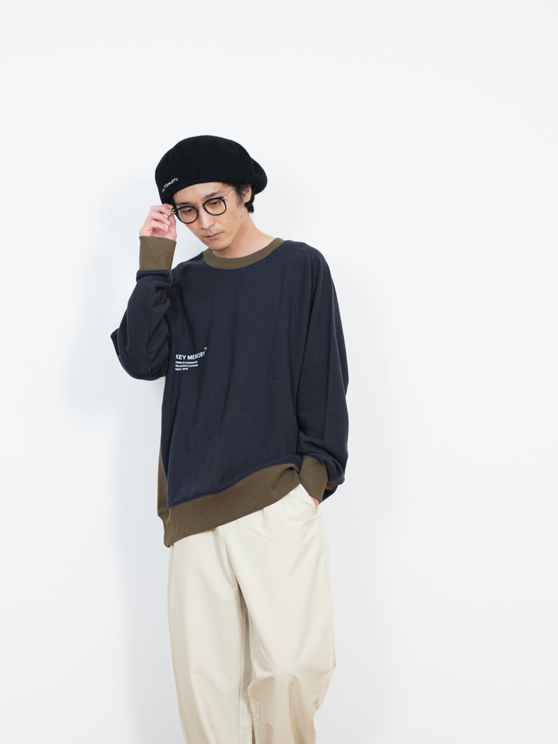 Bicolor sweat NAVY | ユニセックス - KEY MEMORY Online Shop｜鎌倉