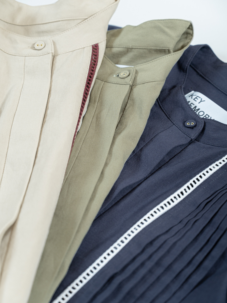 LINEバンドカラーシャツ | KHAKI - KEY MEMORY Online Shop