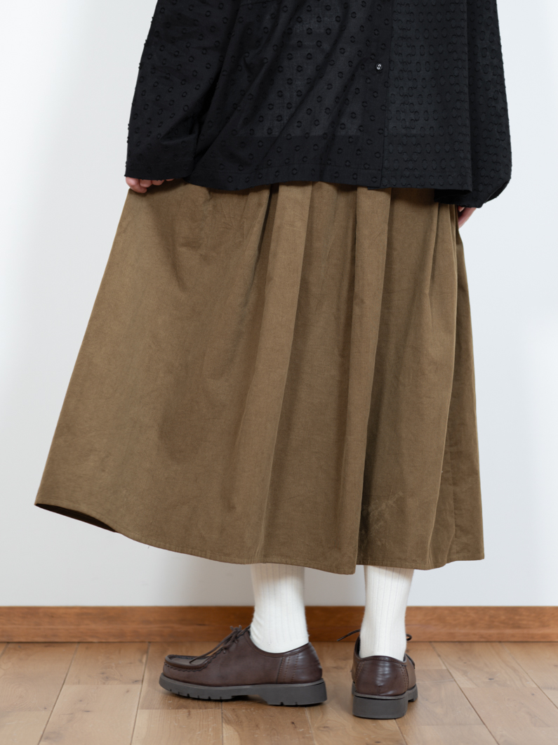 ✨美品✨45R✨コーデュロイ✨イージースカート✨KHAKI コーデュロイタックスカートKHAKI - KEY MEMORY鎌倉ファッションブランド