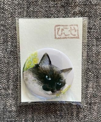 <img class='new_mark_img1' src='https://img.shop-pro.jp/img/new/icons1.gif' style='border:none;display:inline;margin:0px;padding:0px;width:auto;' />缶バッジ <ダルオ>