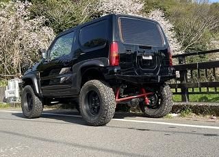 塗装済み JB23 ジムニー シャキッと 切り上げ フロント バンパー 塗装済み JB23 ジムニー シャキッと 切り上げ フロント バンパー