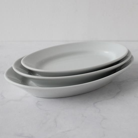 PillivuytFRENCH PORCELAIN CLASSIC OVAL PLATE 22.5 - The