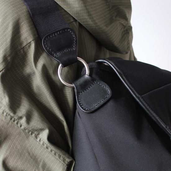 POKITCLASSIC CAPSULE L(BLACK) - The Tastemakers & Co POKITCLASSIC CAPSULE L(BLACK) - The Tastemakers & Co