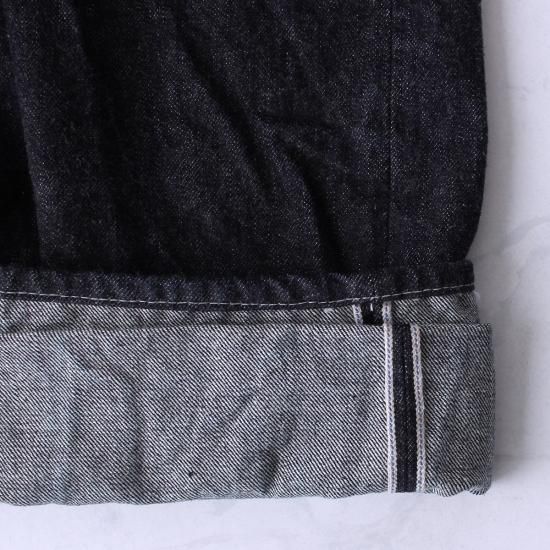 TENDER Co.132 RINSE WIDE JEANS - The Tastemakers & Co TENDER Co.132 RINSE WIDE JEANS - The Tastemakers & Co