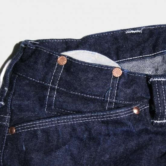 TENDER Co.130 RINSE TAPERED JEANS - The Tastemakers & Co TENDER Co.130 RINSE TAPERED JEANS - The Tastemakers & Co