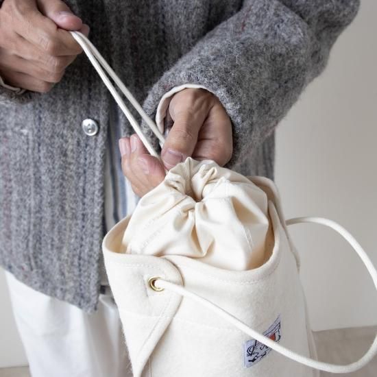 エトレトウキョウ ノベルティ HAND KNIT POUCH エトレトウキョウ ノベルティ HAND KNIT POUCH 未開封 ETRE