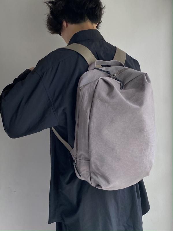 SALE/// FUKUI SIWAナイロンリュックM グレージュ - NIZYU KANO SALE/// FUKUI SIWAナイロンリュックM グレージュ - NIZYU KANO