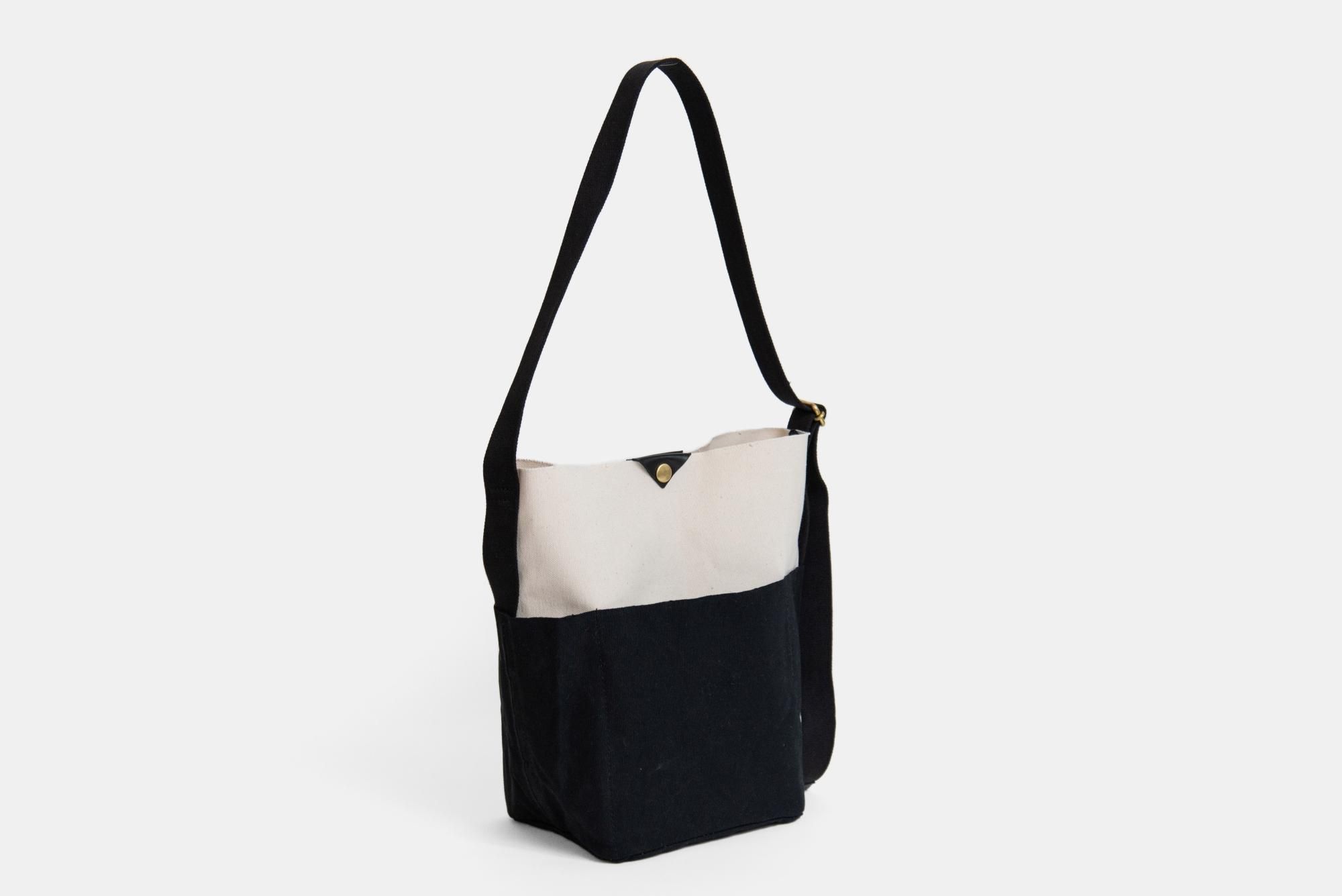 SALE/// TWO-TONE ワンショルダーS 生成xブラック - NIZYU KANO SALE/// TWO-TONE ワンショルダーS 生成xブラック - NIZYU KANO