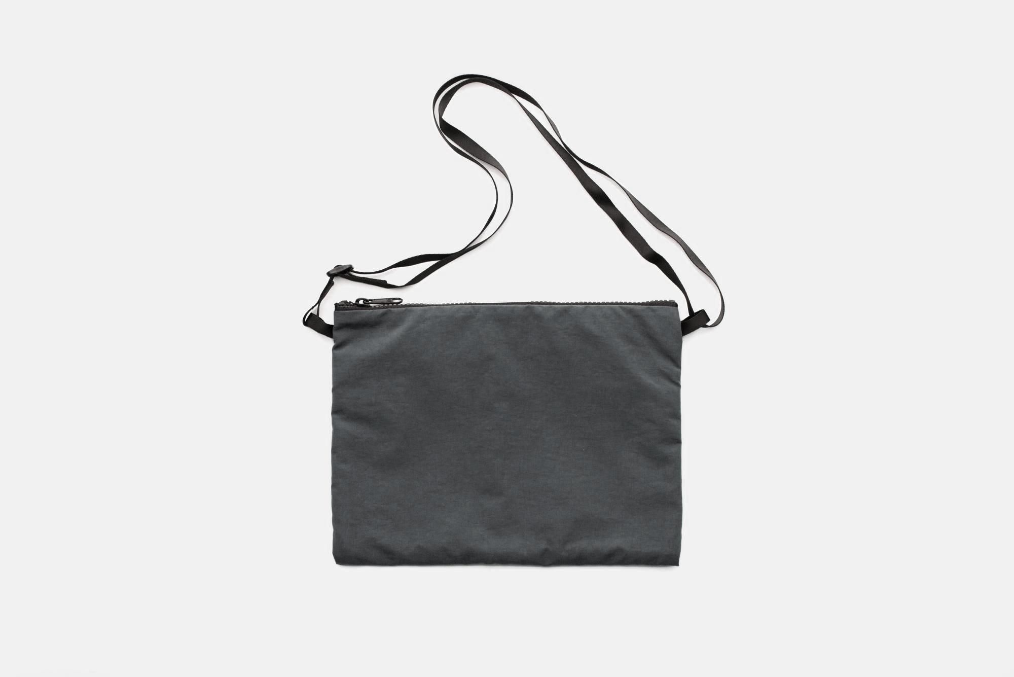 naonaoさま専用 NIZYU KANO / にじゅうかのう ライトナイロンサコッシュ S