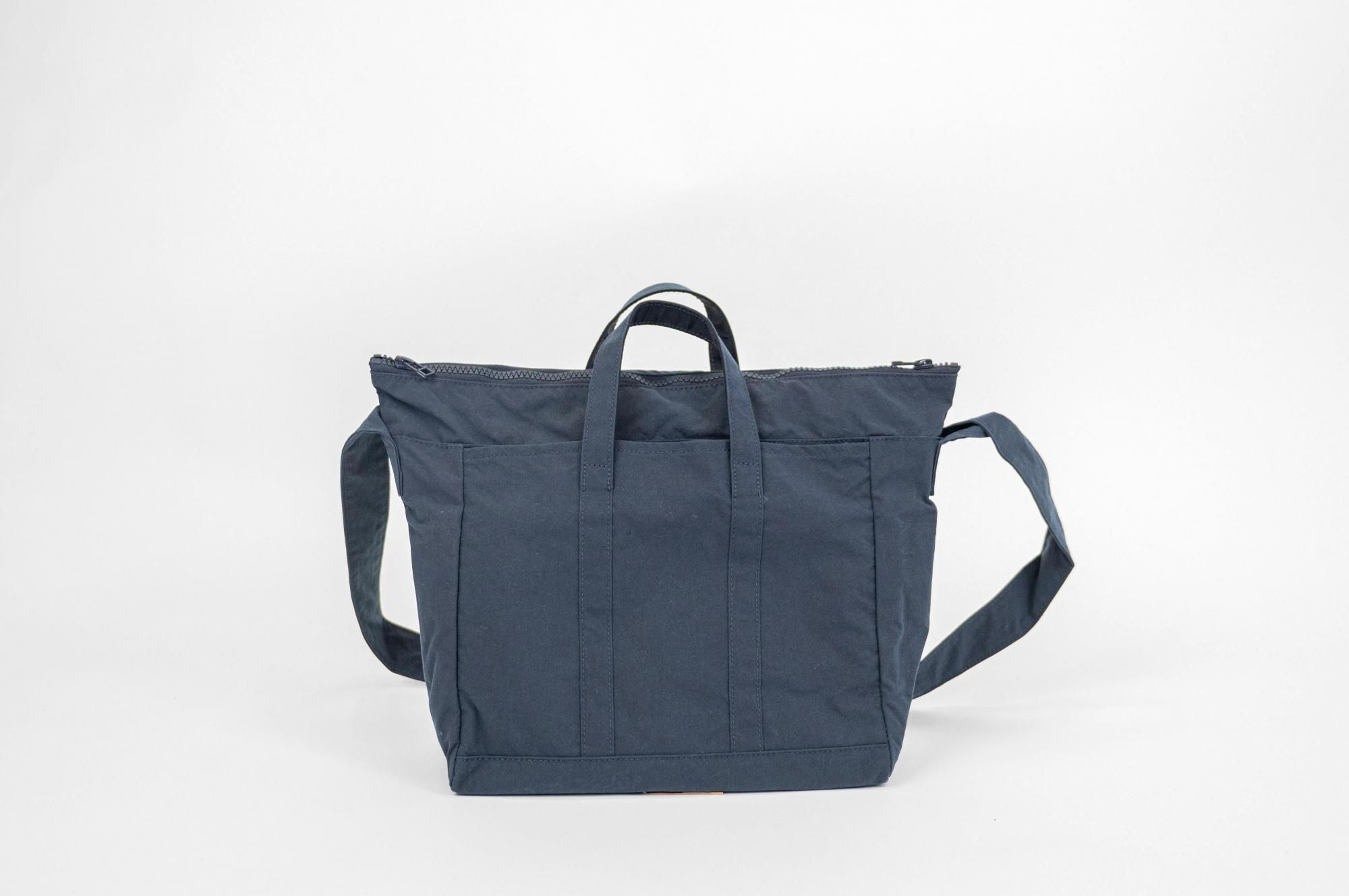 新しい◆13LM Dr.のナス畑【大きなエコバッグ トート型 05】16L 25SS NHHX Tote Bag L - Black – HCC TOKYO - Helinox Creative