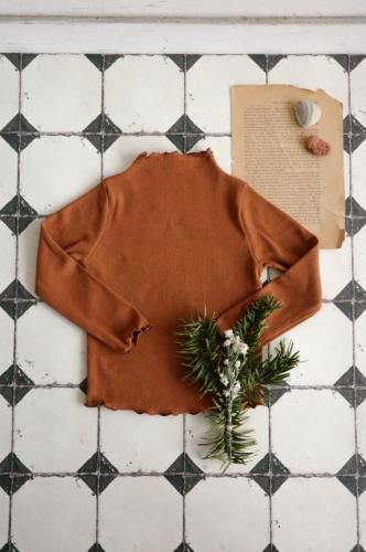 <img class='new_mark_img1' src='https://img.shop-pro.jp/img/new/icons20.gif' style='border:none;display:inline;margin:0px;padding:0px;width:auto;' />[50%OFF]1937.high neck mellow rib tops(camel)